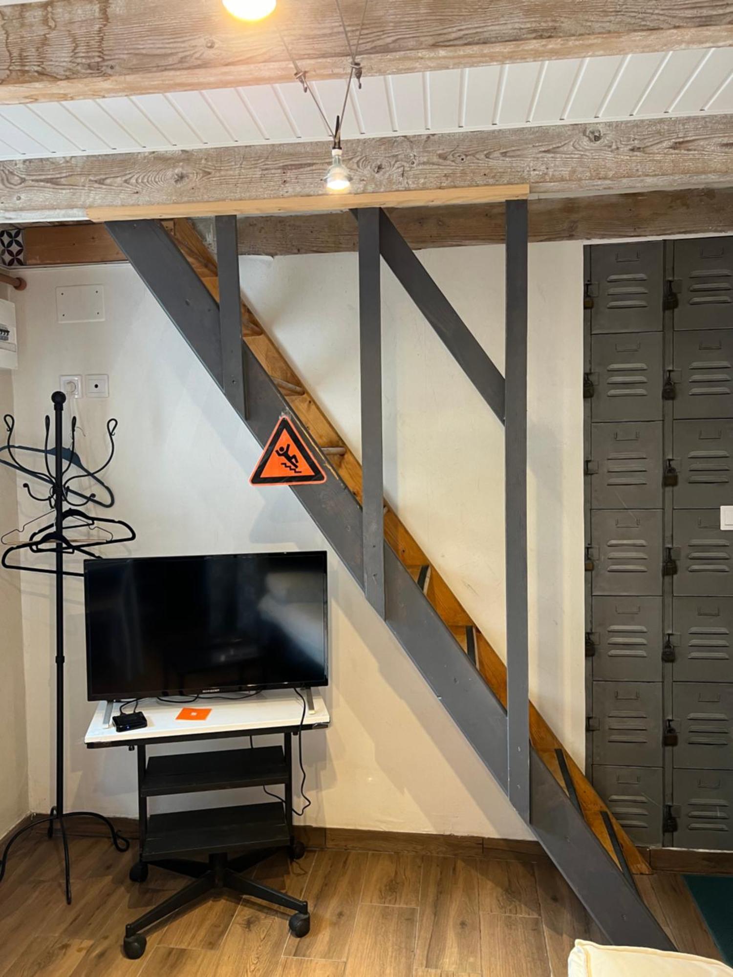 Le Garni Vendemiaire Appartement Vesoul Buitenkant foto