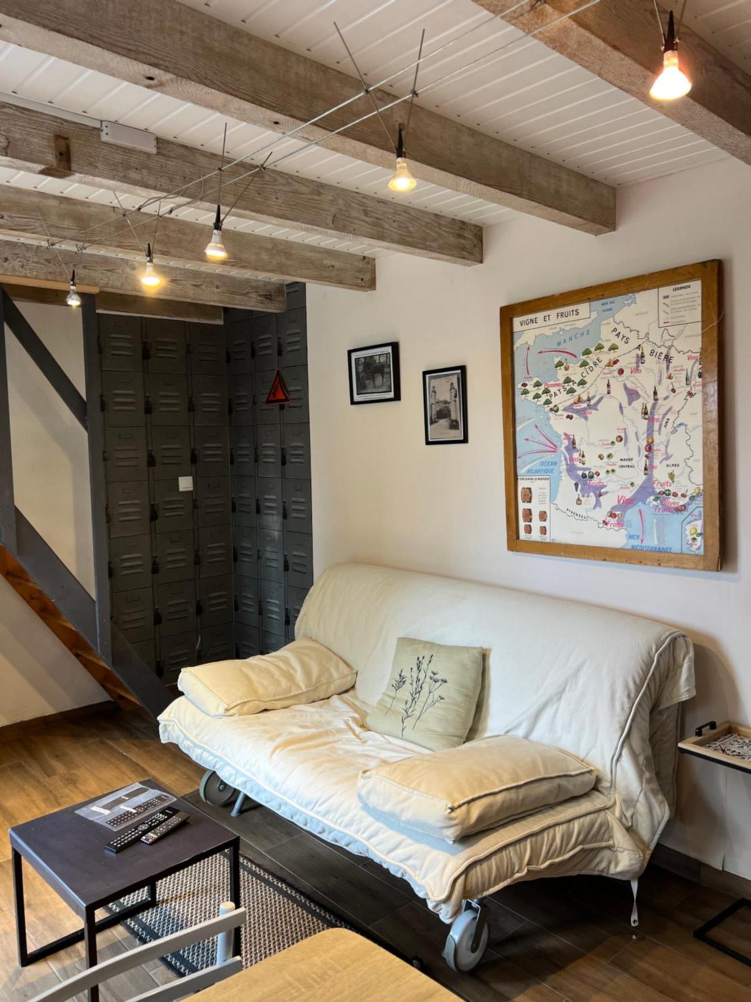 Le Garni Vendemiaire Appartement Vesoul Buitenkant foto